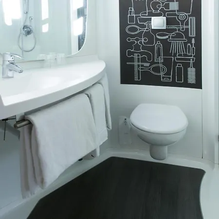 Ibis Centre Champ De Mars Hotel Rouen