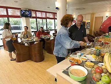 Ibis Centre Champ De Mars Otel 3*