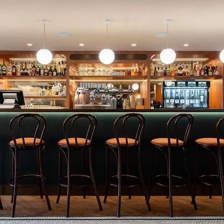 Ibis Centre Champ De Mars Hotel 3*