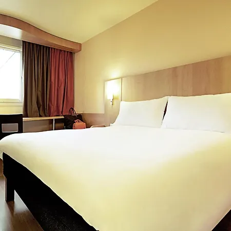 Ibis Centre Champ De Mars Hotel Rouen