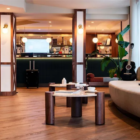 Ibis Centre Champ De Mars Hotel 3*