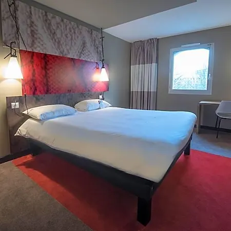 Ibis Centre Champ De Mars 3*