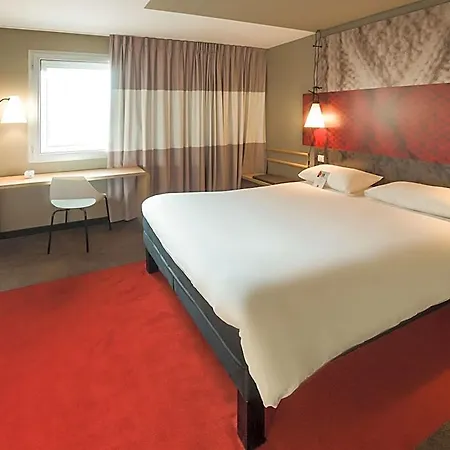 Ibis Centre Champ De Mars Rouen