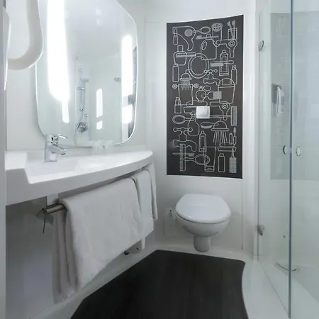 מלון Ibis Centre Champ De Mars