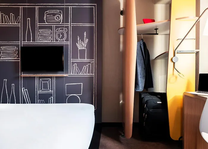 Ibis Centre Champ De Mars 3* Руан