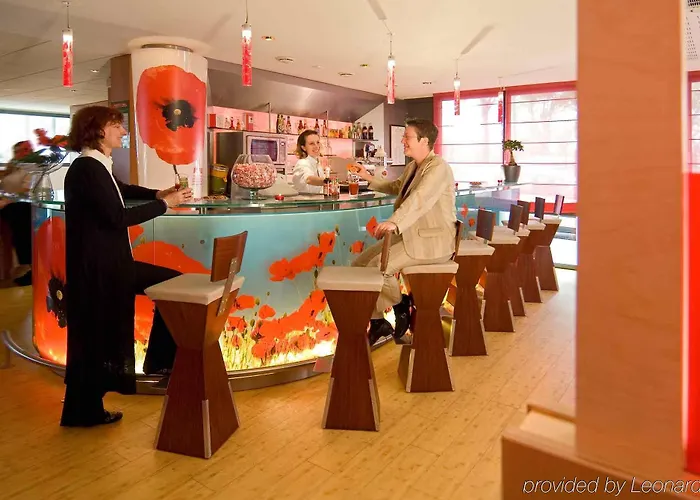 Ibis Centre Champ De Mars Hotel 3*